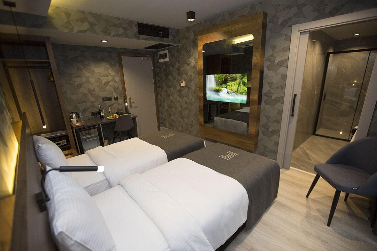Emen'S Otel Smirne Esterno foto